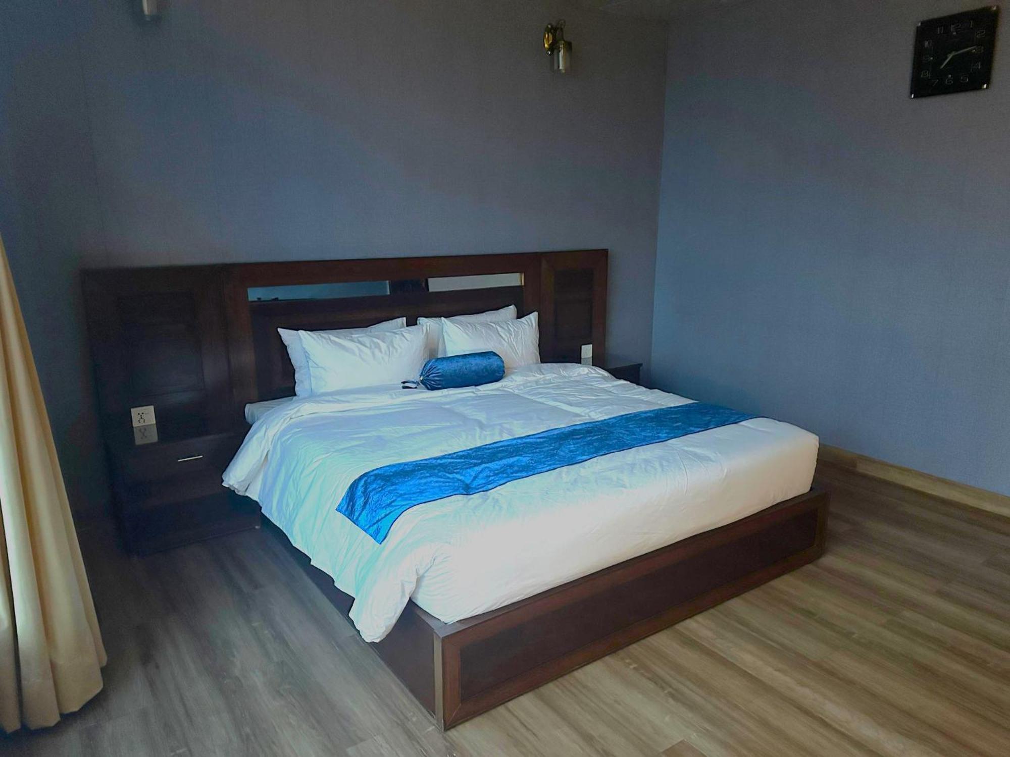 Luxury Apartment In Dha Phase 8, Near Allama Iqbal International Airport Lahore Extérieur photo