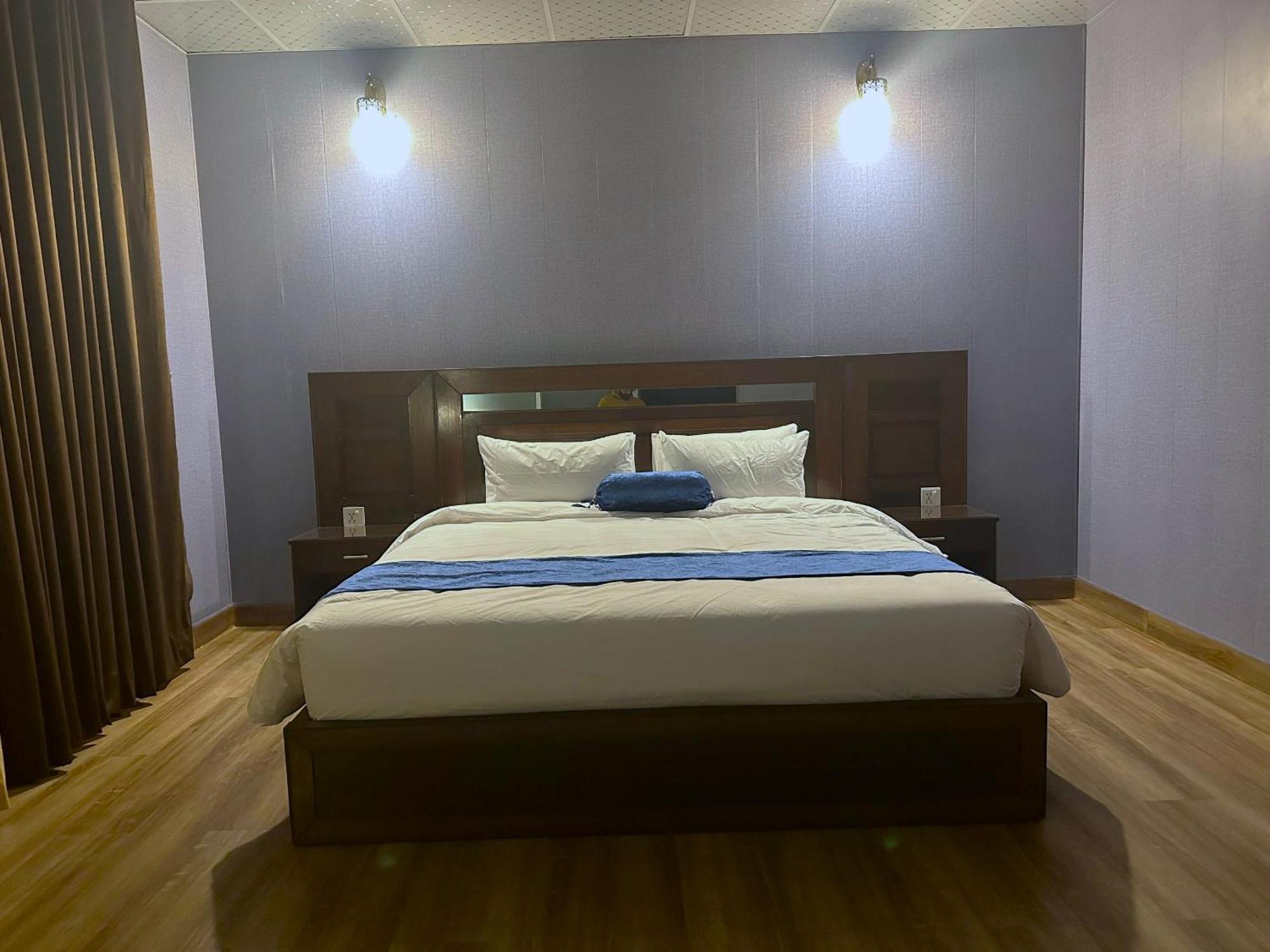 Luxury Apartment In Dha Phase 8, Near Allama Iqbal International Airport Lahore Extérieur photo